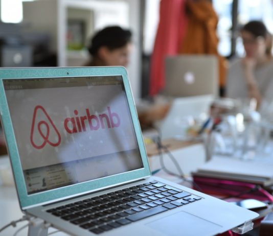 Aibnb : une carte de crédit pour échapper au fisc