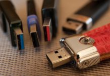 Clé USB personnalisée: article de cadeau pratique