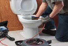 Comment débloquer un évier bouché? wc